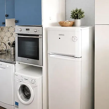 1 Bedroom Beautiful In Appartamento La Rochelle (Charente-Maritime)